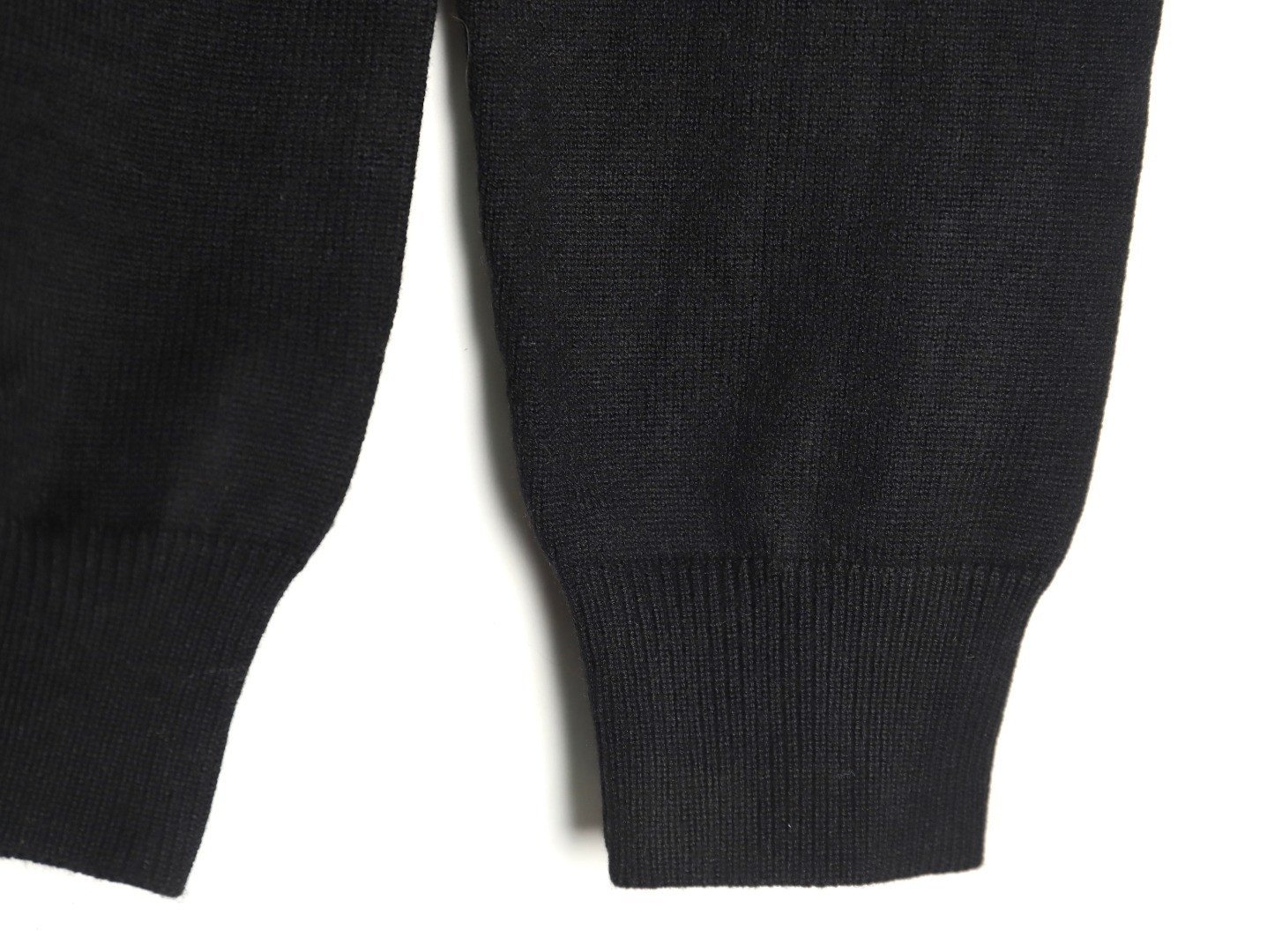 D10r Knitting Sweaters