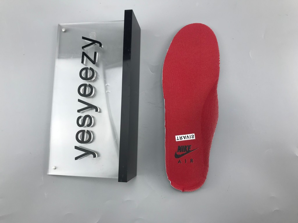 UA NIKE AIR FORCE 1 LOW "TRAVIS SCOTT" 2017