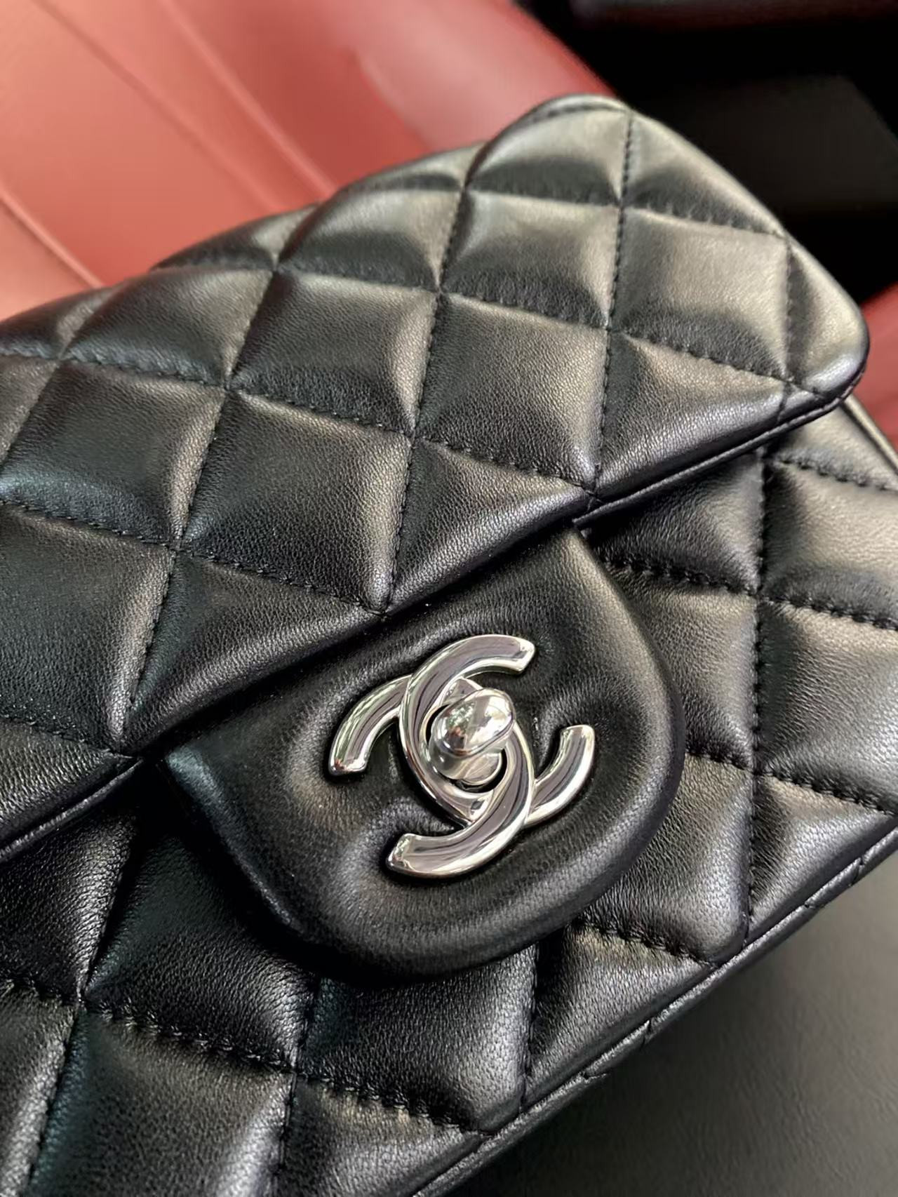 Ch**el Mini Classic Handbag Lambskin & Silver-Tone Metal Black 13.5x 17x8cm