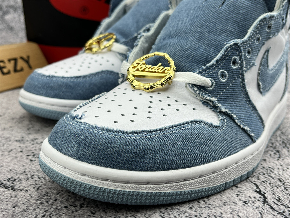 UA AIR JORDAN 1 HIGH OG 