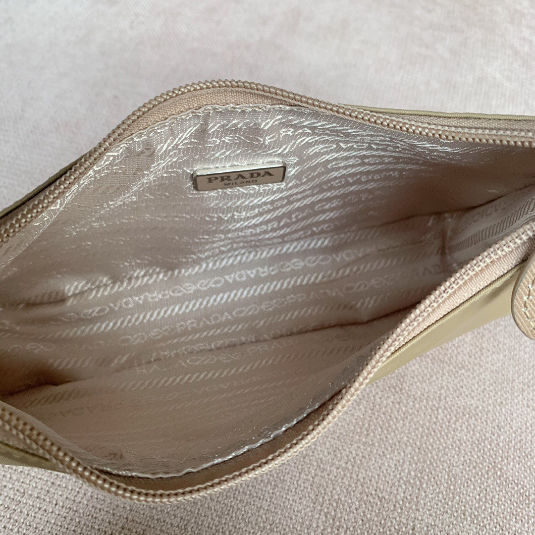 Re-Edition 2000 Nylon Mini Bag