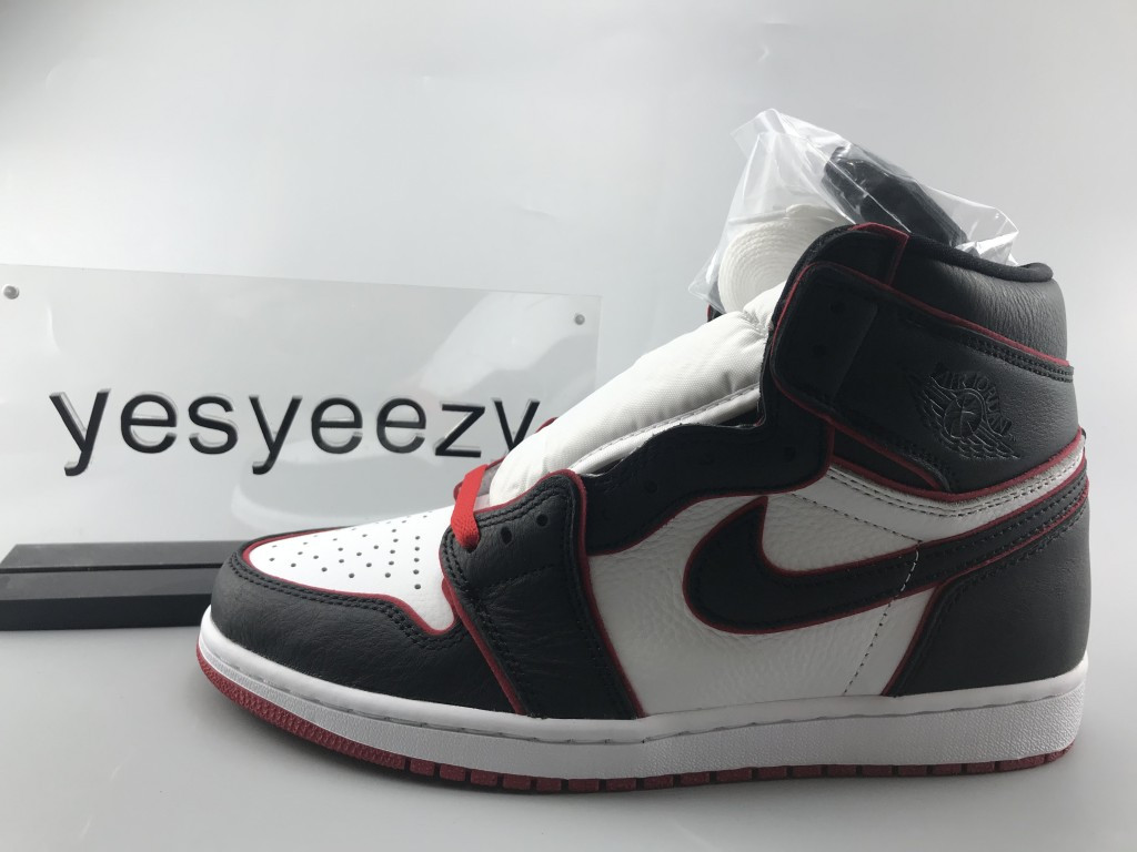 UA AIR JORDAN 1 RETRO HIGH OG 