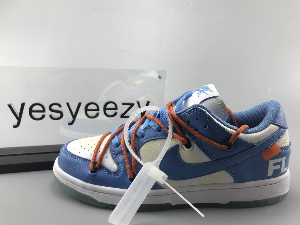 UA OFF WHITE X NIKE SB DUNK LOW "UNC"