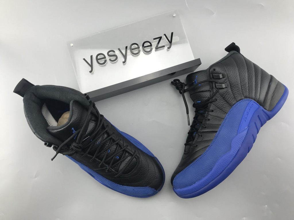 UA AIR JORDAN 12 RETRO 