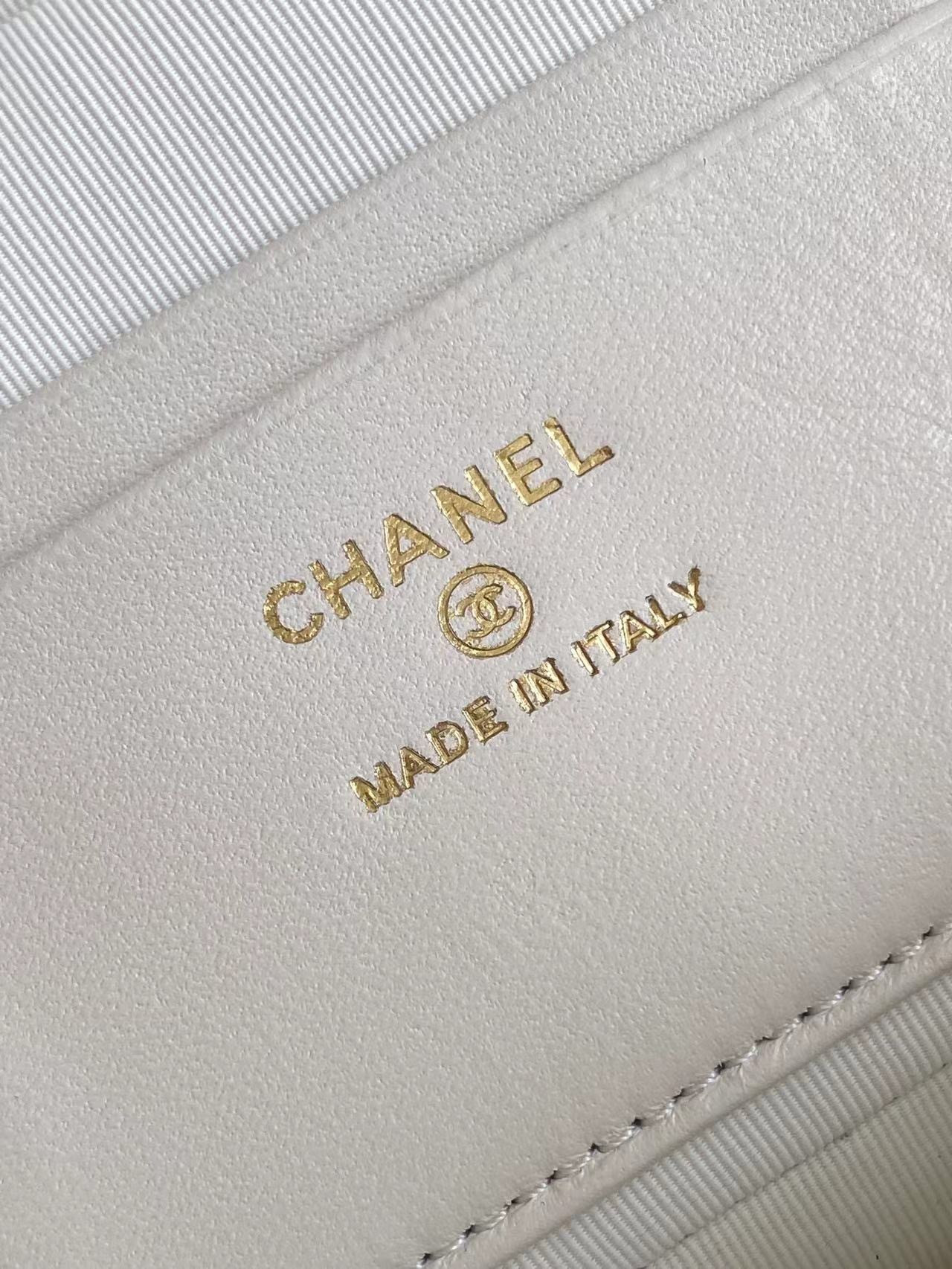 Ch**el Long Vanity With Chain 25C AP4531 17×19.5×5cm