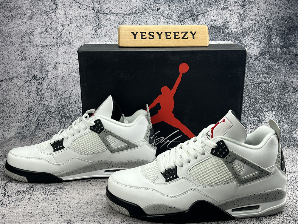 UA AIR JORDAN 4 RETRO OG 