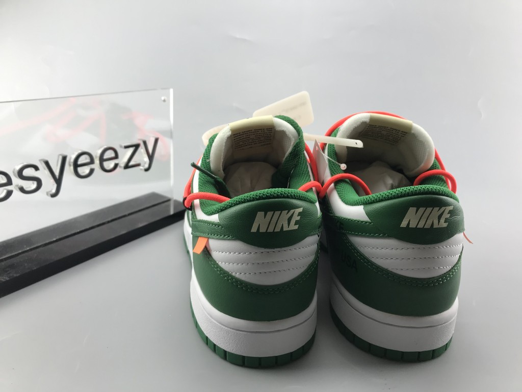 UA NIKE OFF-WHITE X DUNK LOW "PINE GREEN"