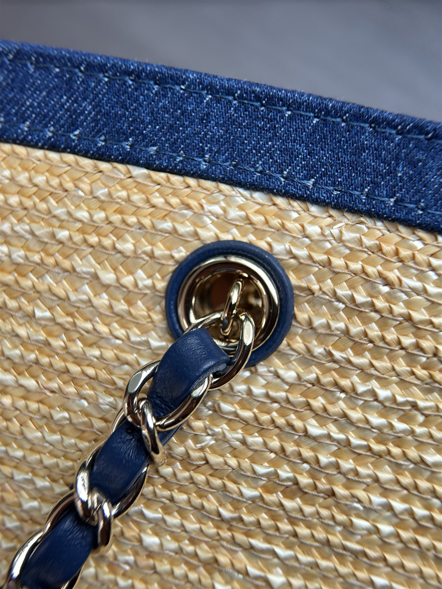Ch**el Shopping Bag AS5951 18x41x13cm