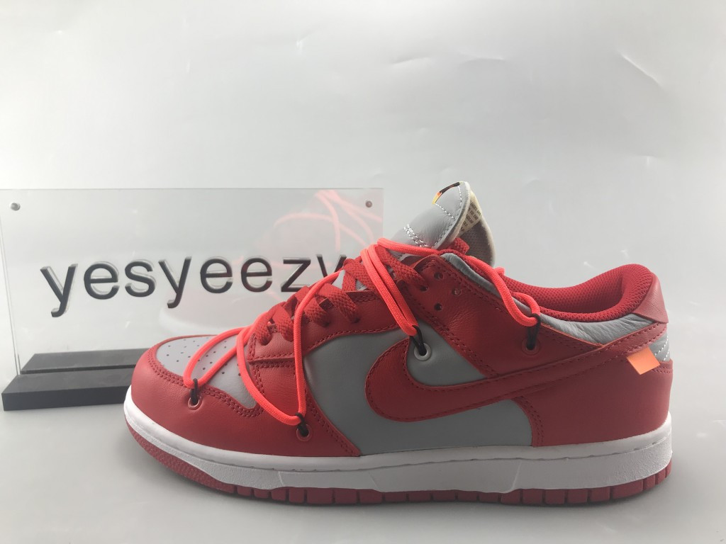 UA NIKE OFF-WHITE X DUNK LOW "UNIVERSITY RED"