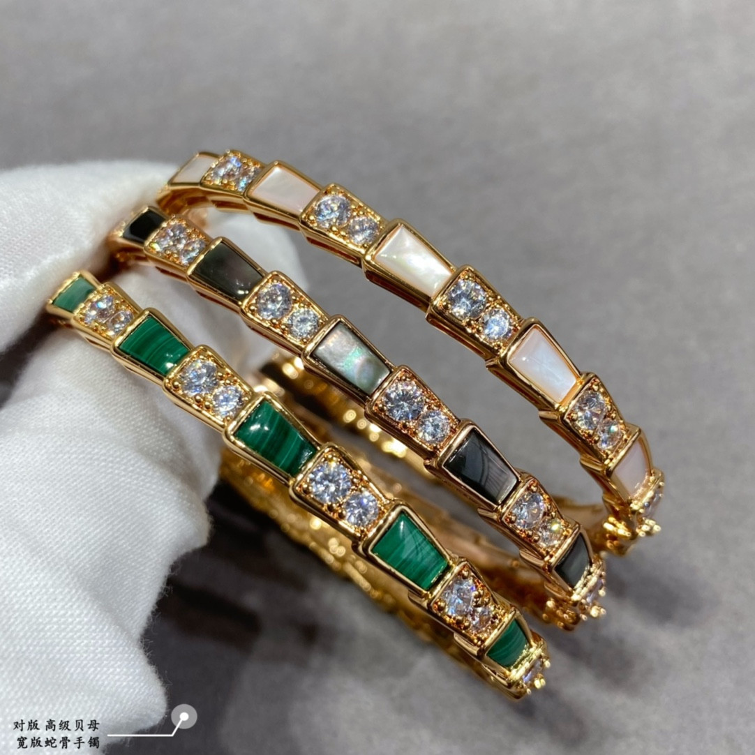 Bv1g*ai Wide snake bone Bracelet