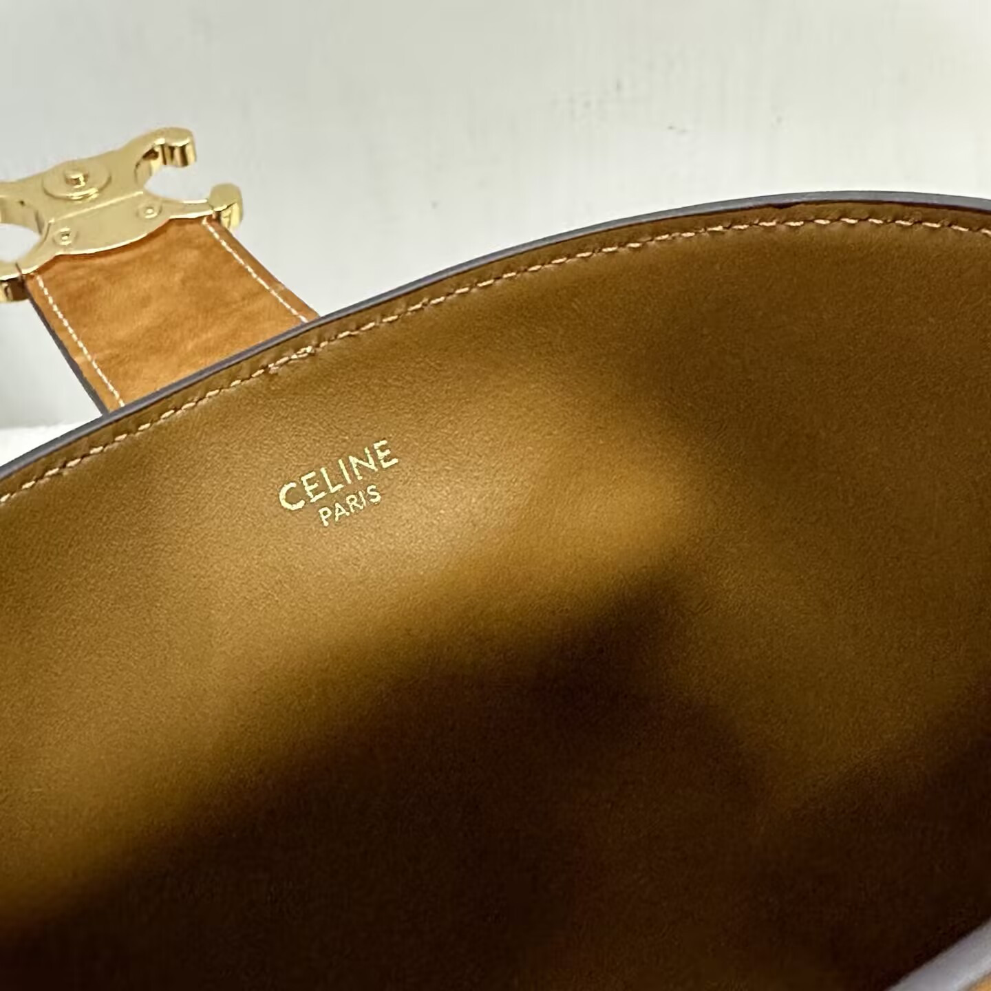 Ce1i*e MINI BUCKET L0visE IN NUBUCK CALFSKIN 13.5x16x10cm