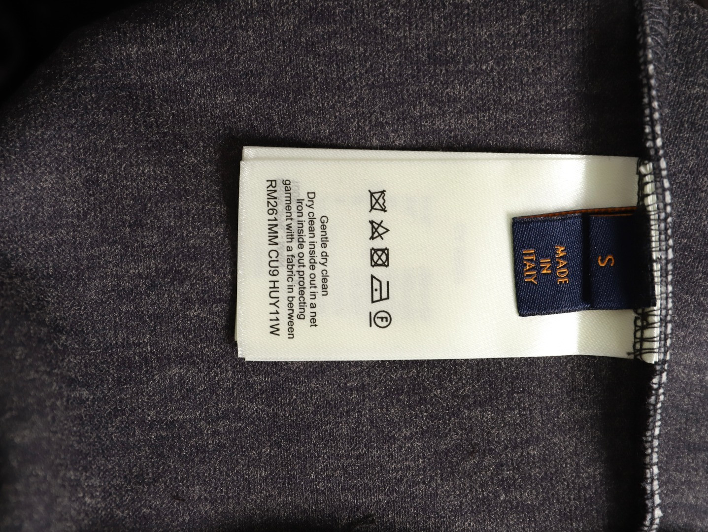 L0vis Vvtt0n Hoodies