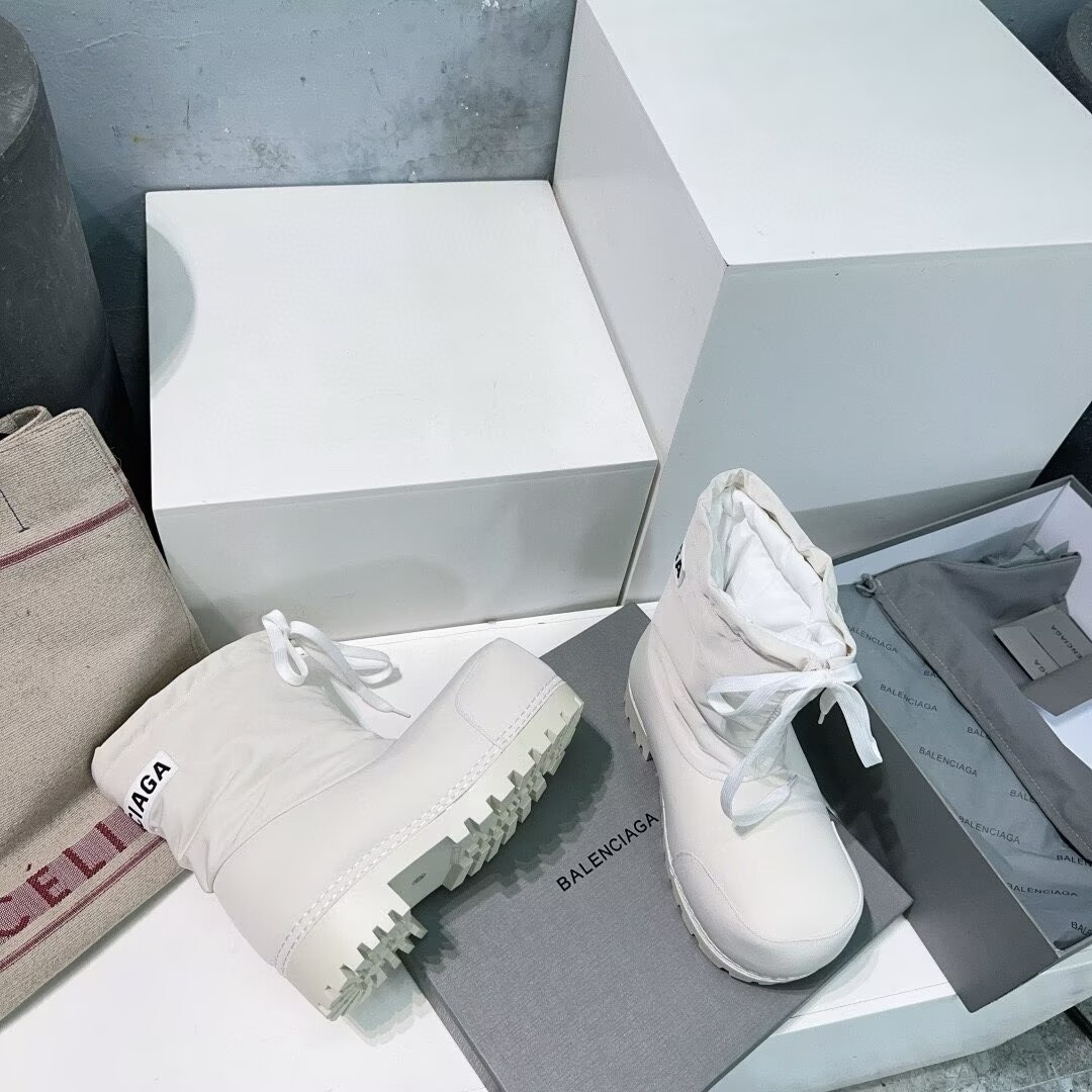 UA Balenciaga Boot