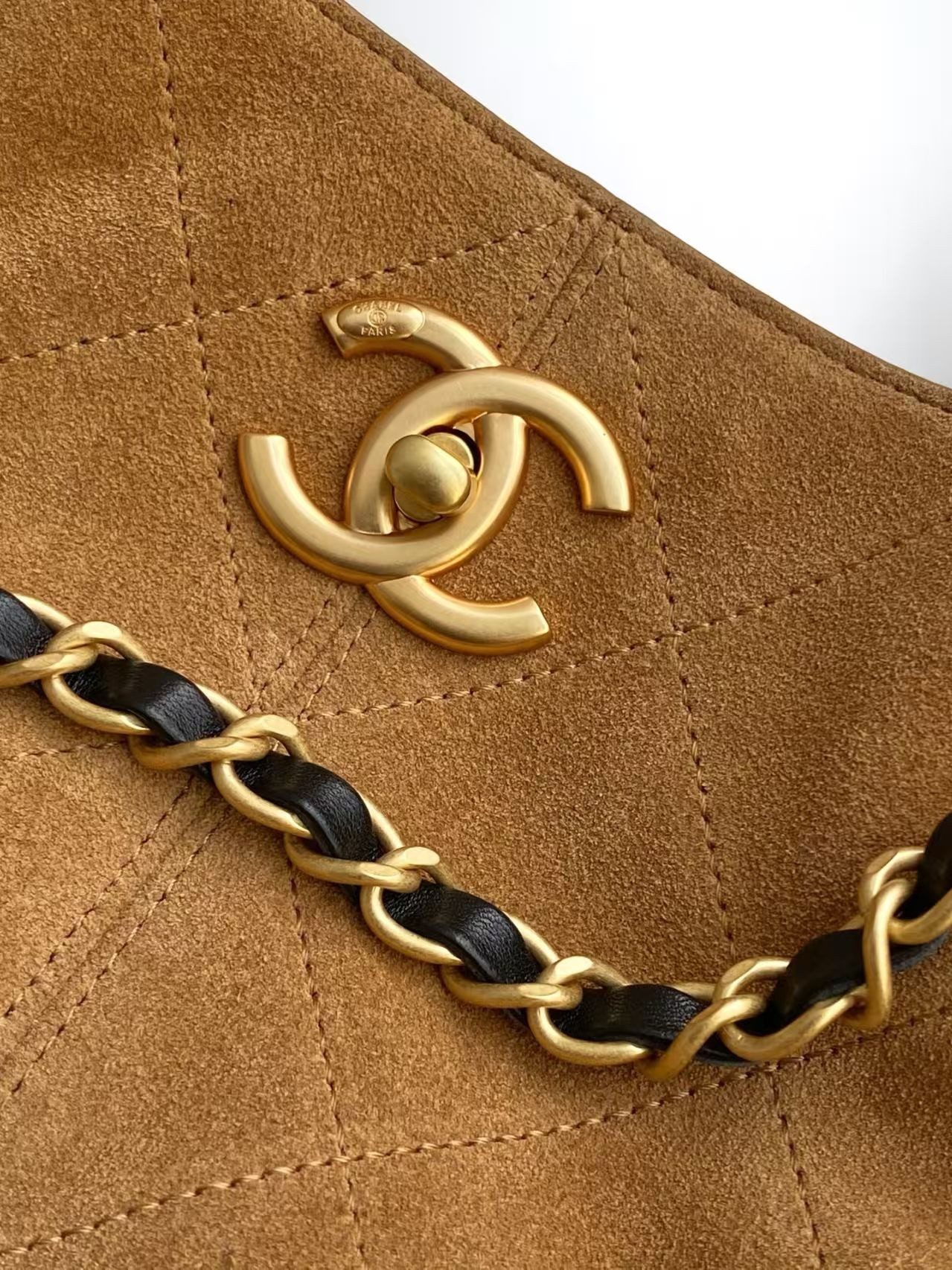 Ch**el Shopping Bag AS5636 33x29x11cm