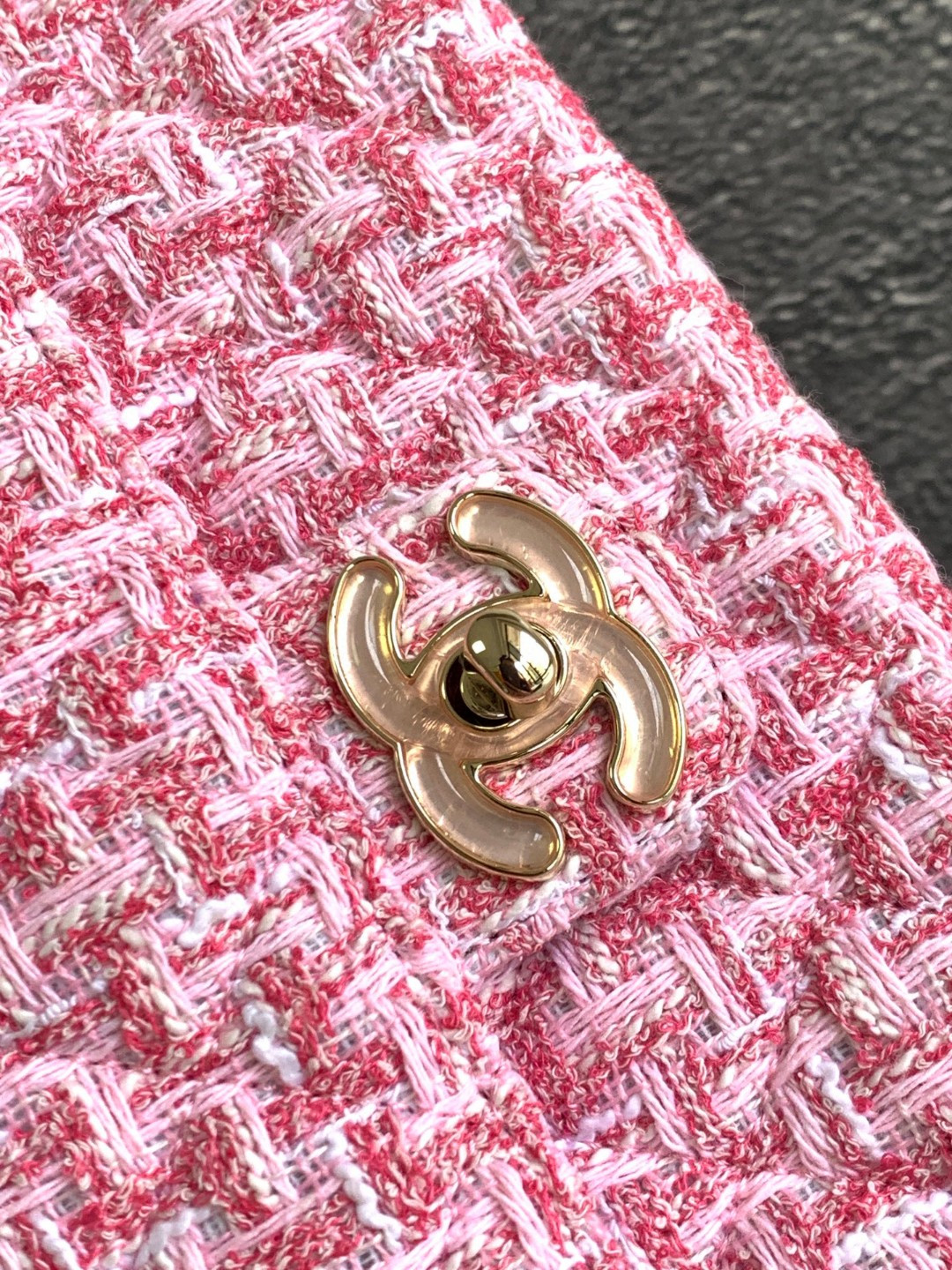 Ch**el flap bag pink tweed 14.5x18.5x6.5cm