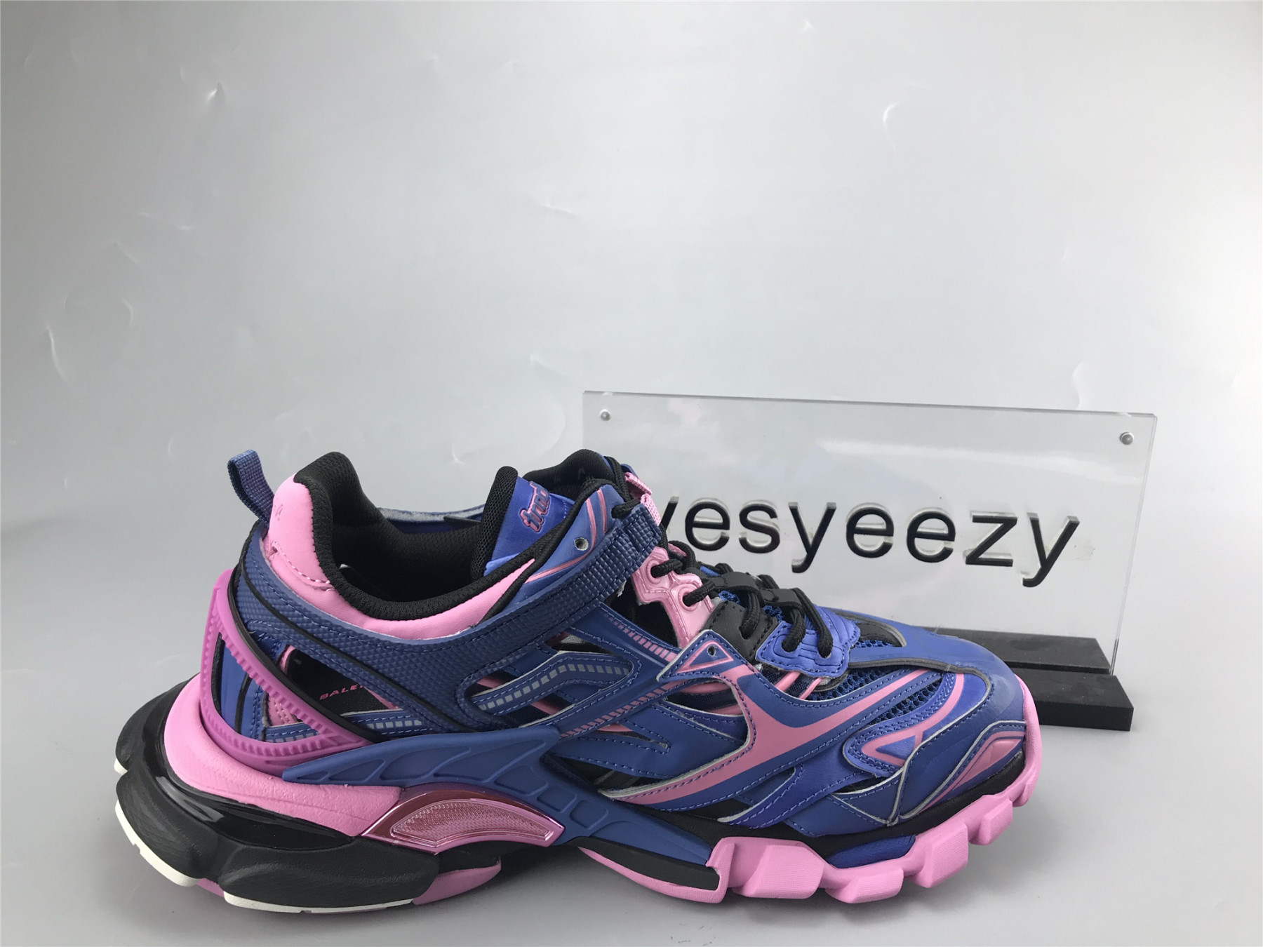 UA TRACK 2 TRAINER BLUE PINK