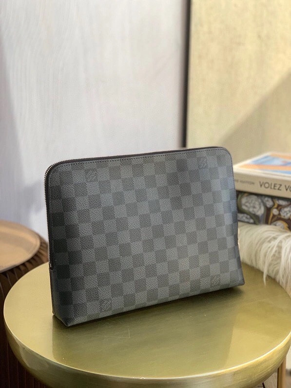 LV NEW POUCH N60417
