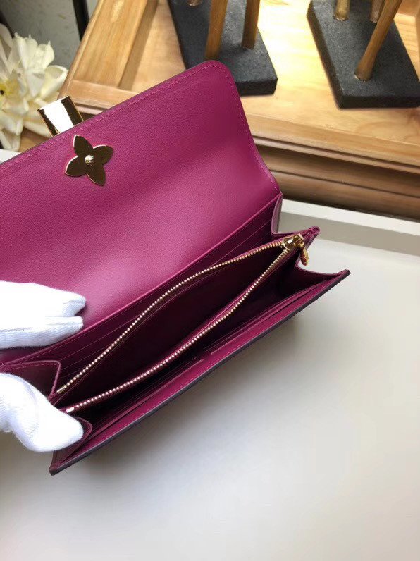 Flower wallet M62566