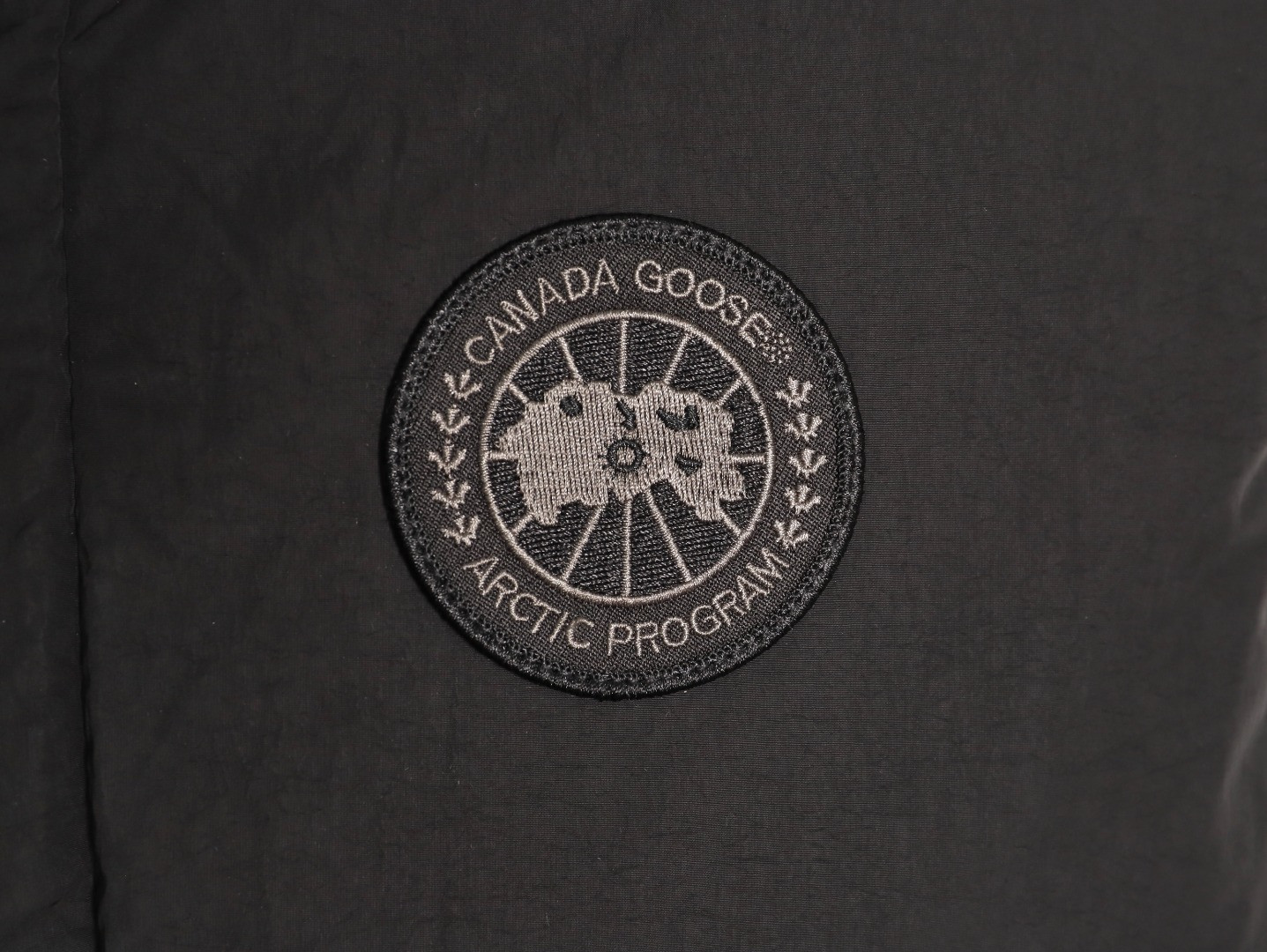 Can*a G00se Puffer Vest