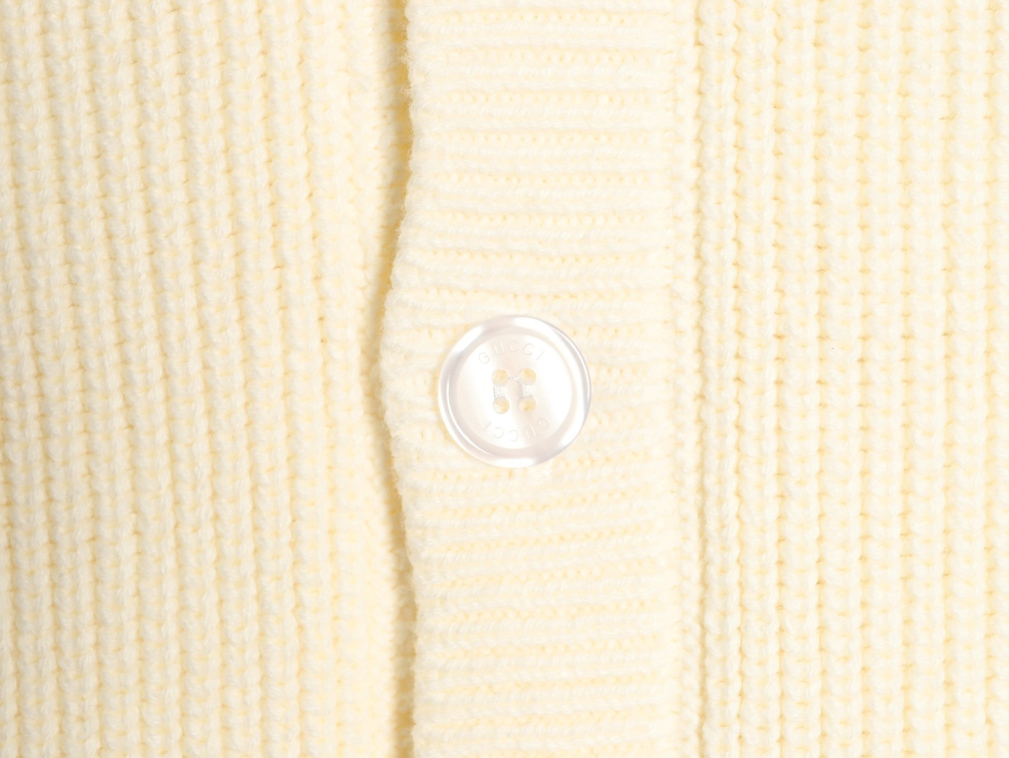 Gvc*1 25Fw Cardigan Sweaters