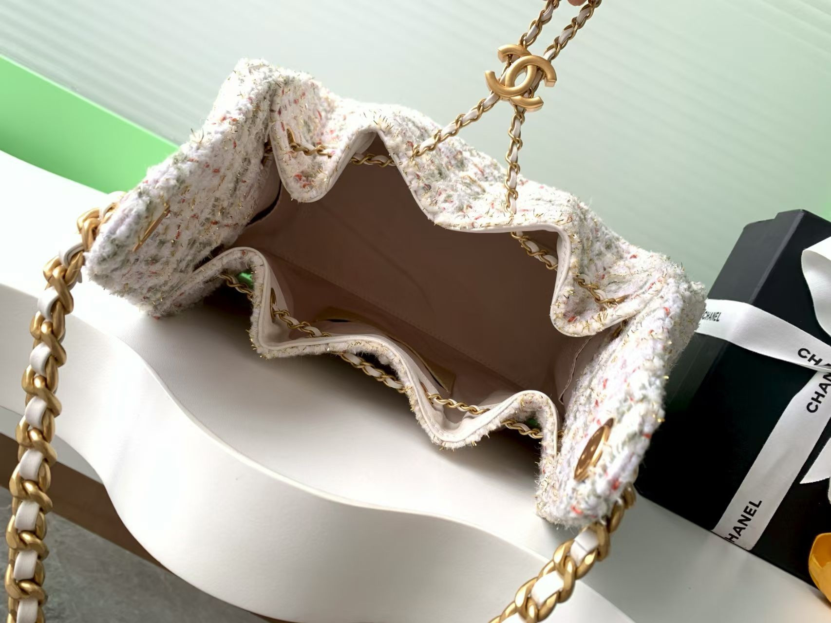 Ch**el 25 Bucket Tweed Bag 26x30x14cm