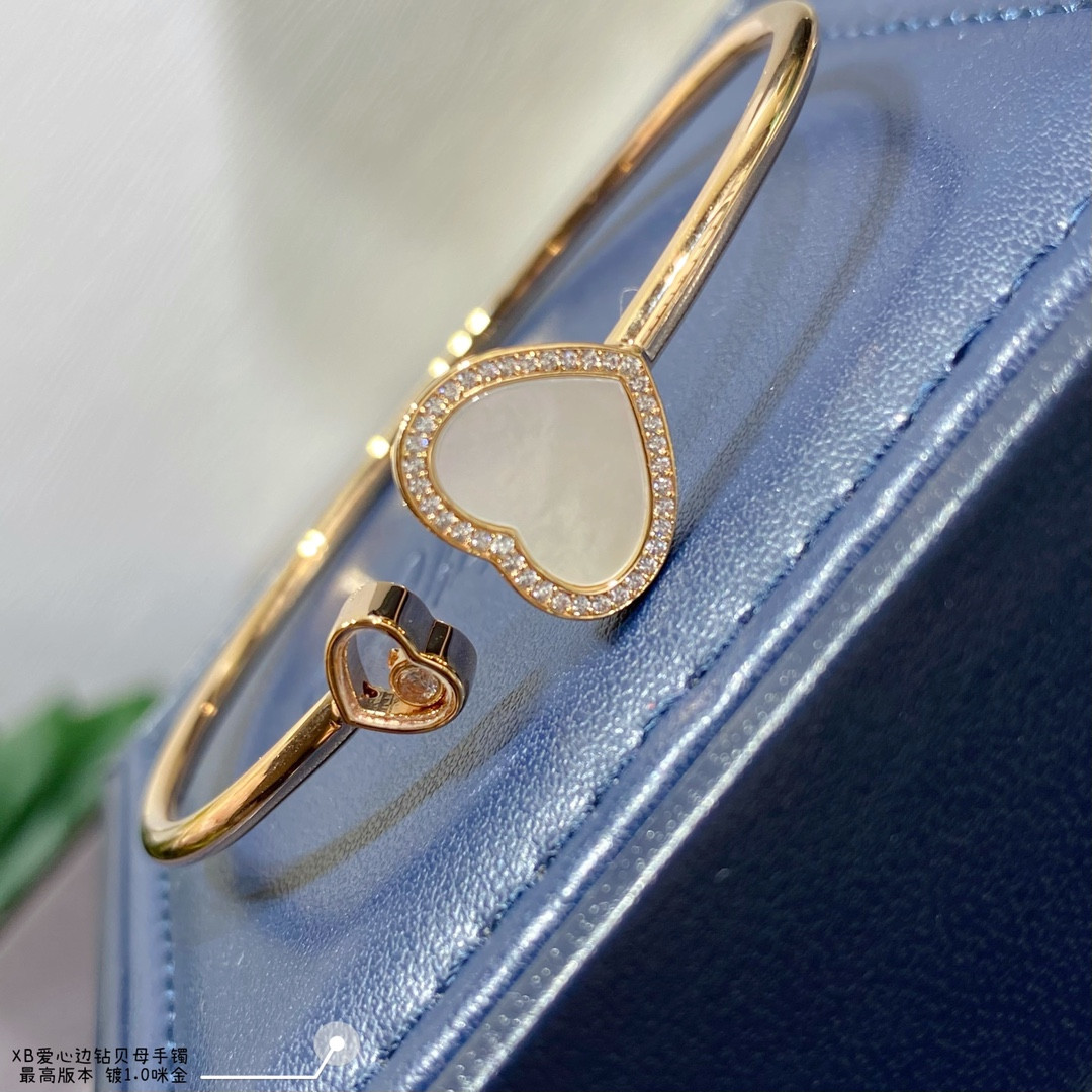 Chopard Heart-shaped Edge D1am0nd Mother-of-Pearl Bracelet