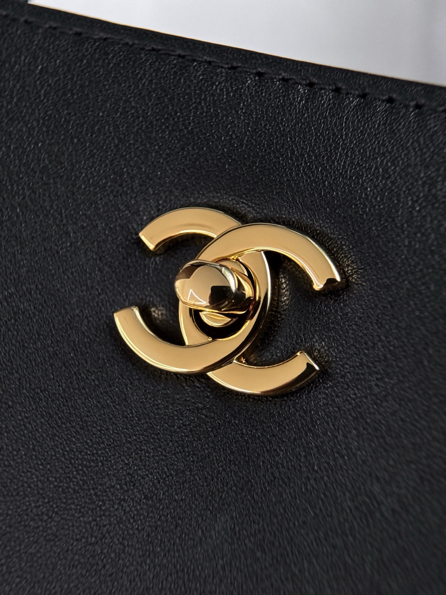 Ch**el Small Shopping Bag AS6452 28.5x23.5x9.5cm