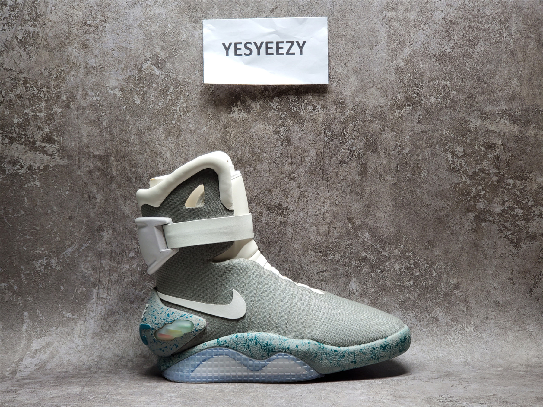 UA NIKE MAG SELF-LACING "BACK TO THE FUTURE"