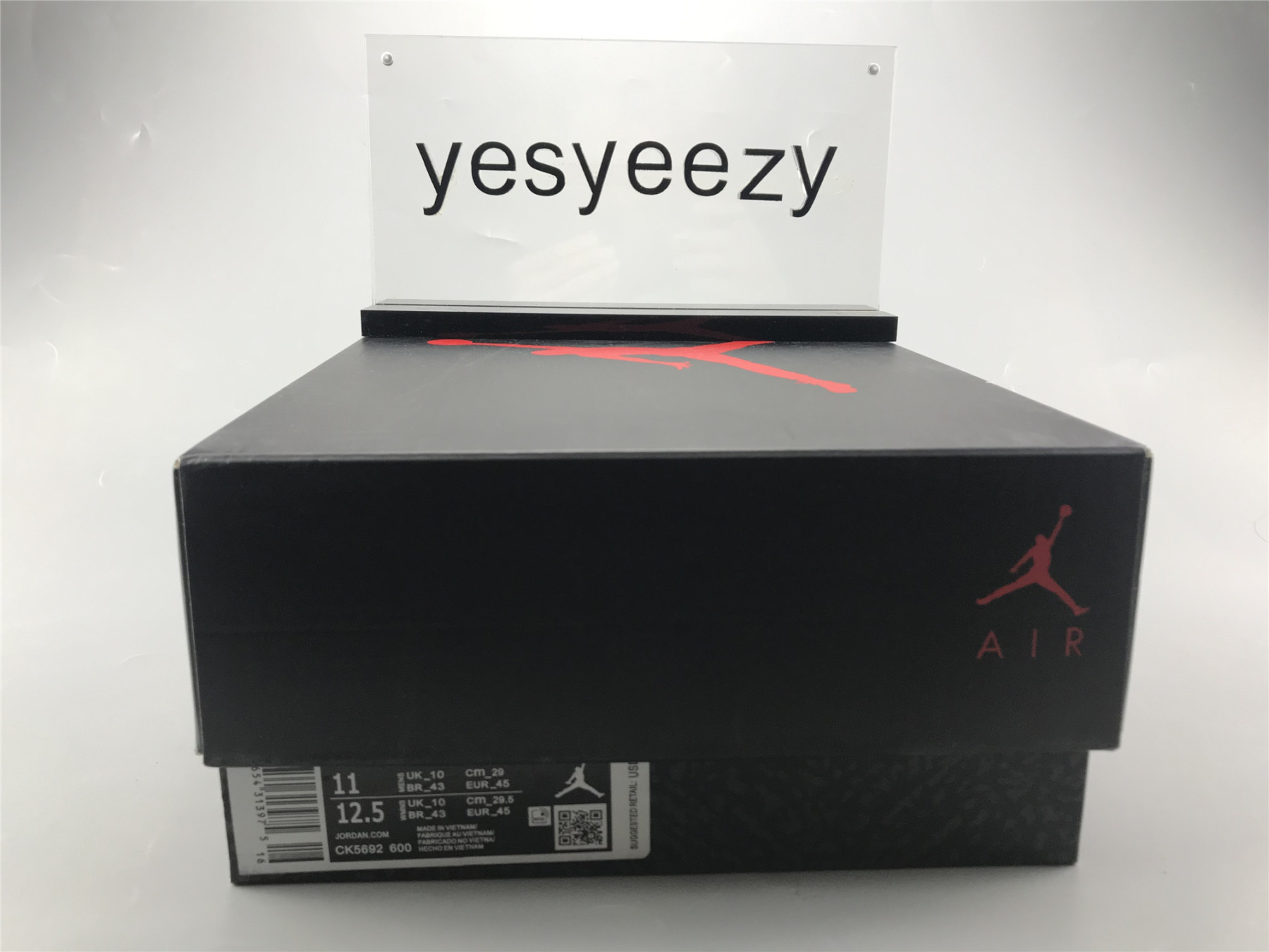 UA AIR JORDAN 3 RETRO SE "CHICAGO ALL-STAR"