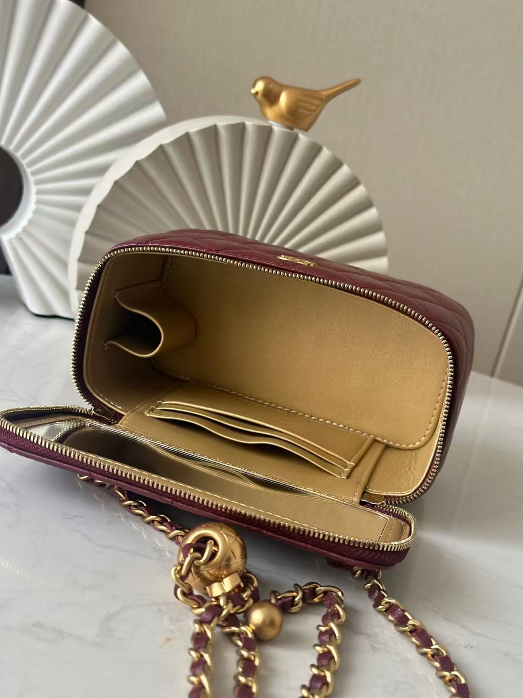 Ch**el Vanity With Chain 9.5x17x8cm