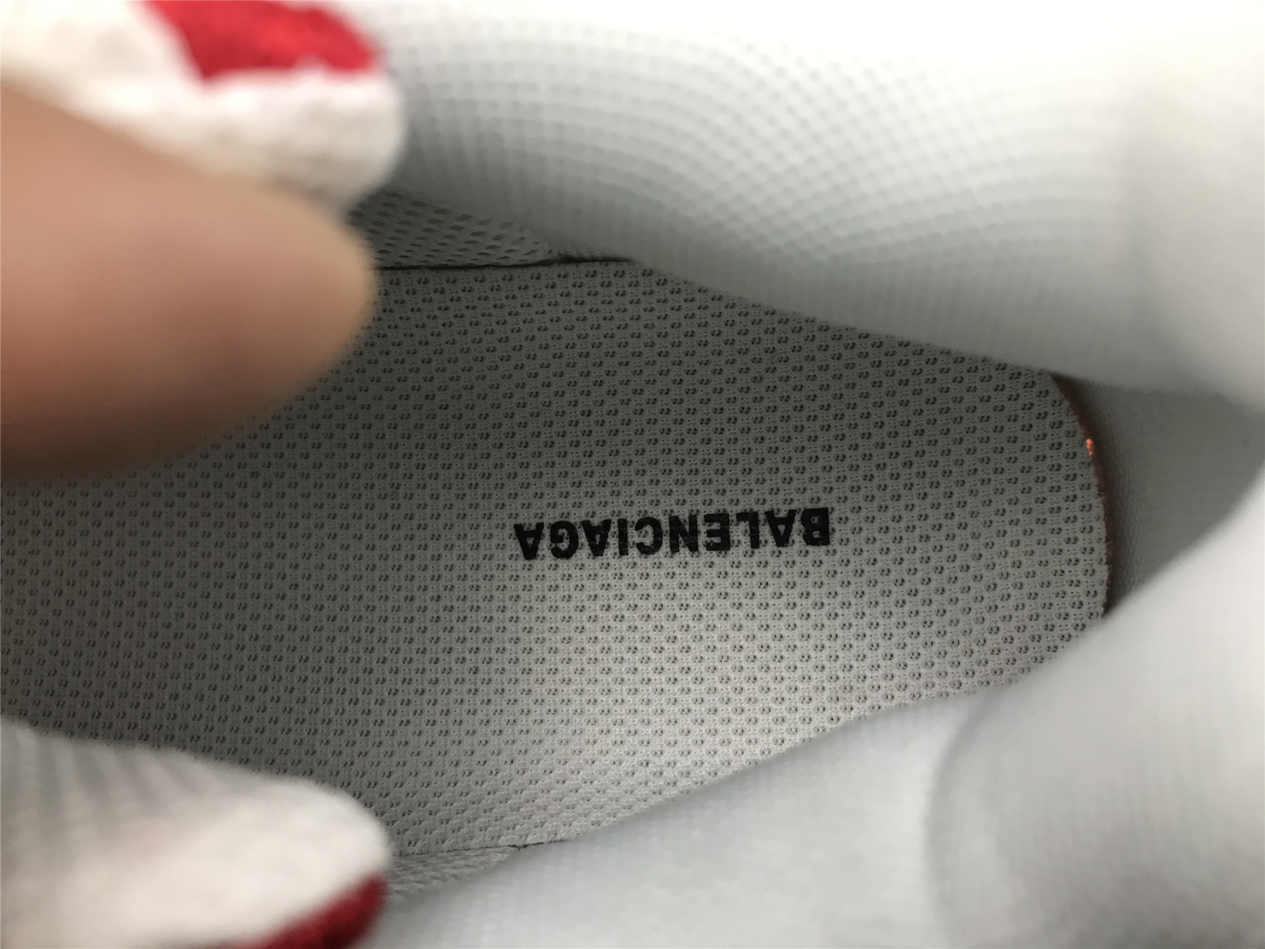 UA TRIPLE S SNEAKER WHITE RED AND GREY