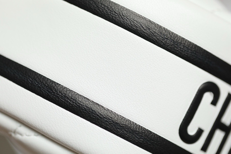 Lambskin Cannage Small D10r Vibe Hobo Bag White