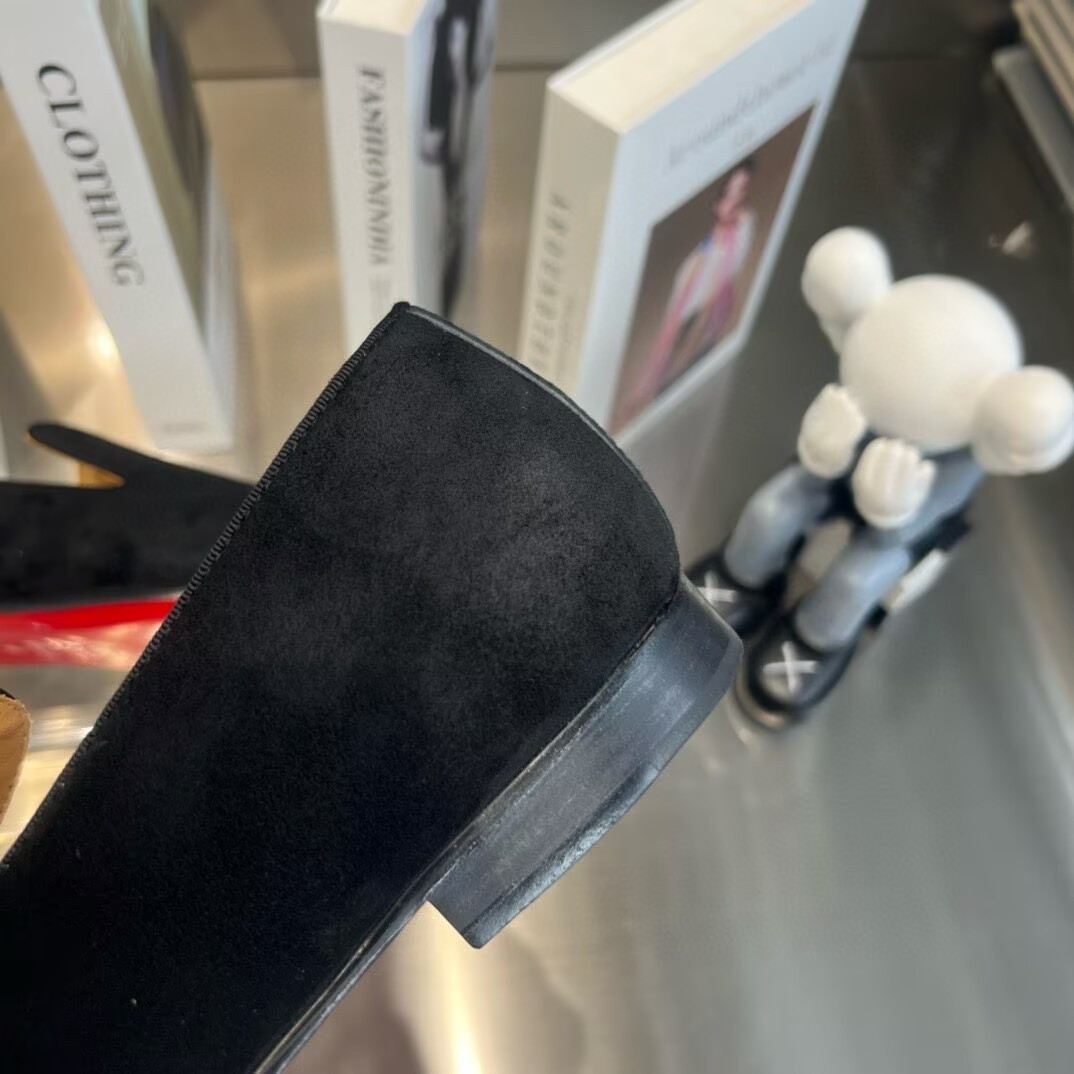 UA Christian Louboutin Mens Dandelion Suede Loafers