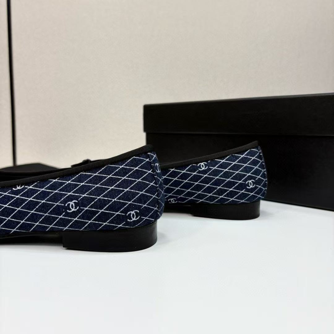 UA Ch**el BALLET FLATS