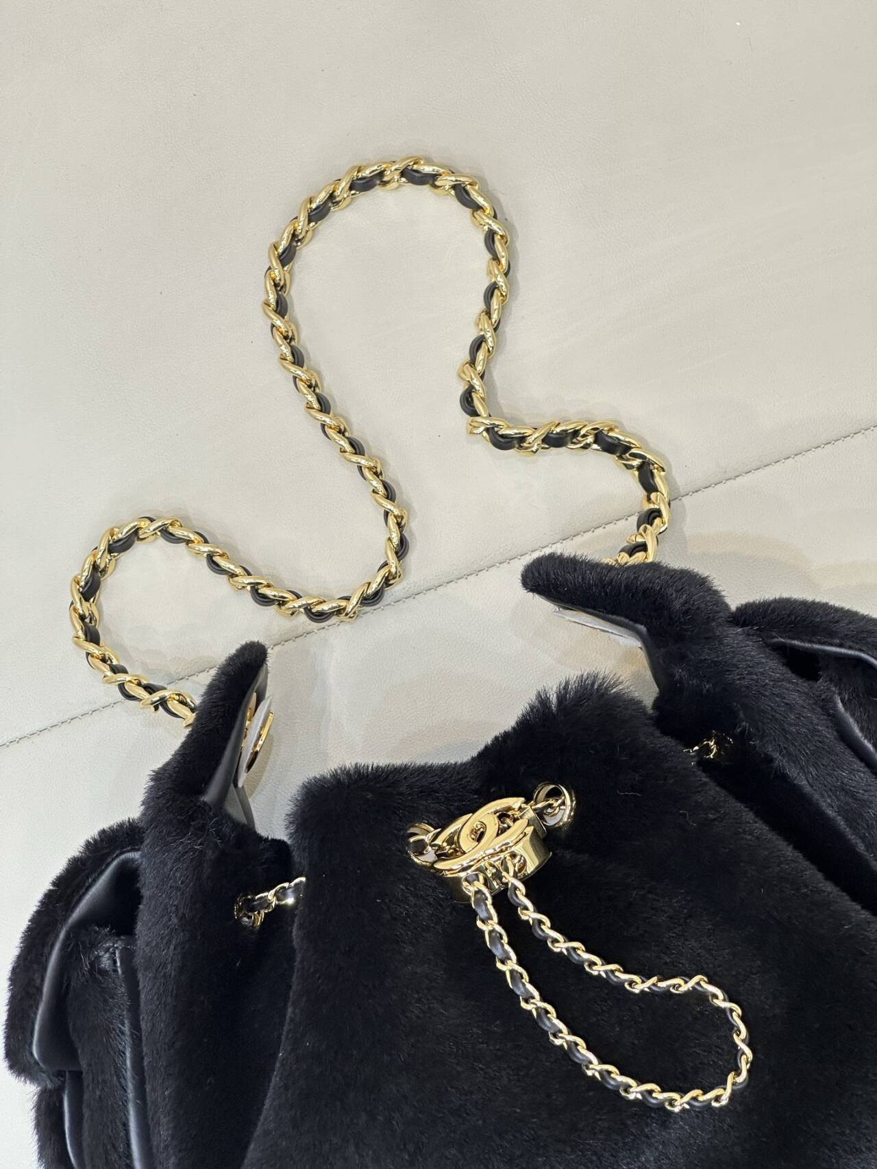 Ch**el 25C Bucket Bag 20x22x12.5cm