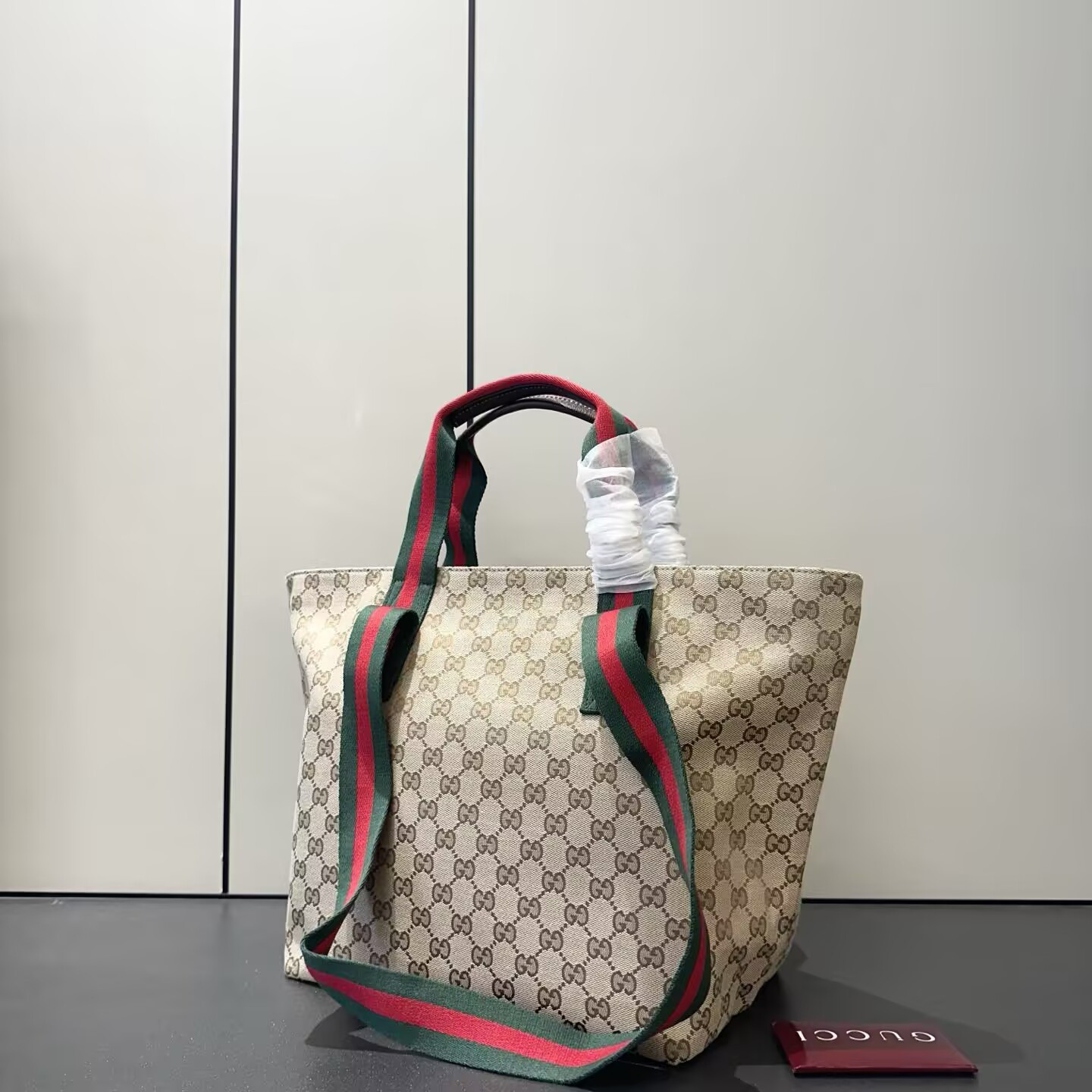 Gvc*1 GG Small Tote Bag 28.5x27x18cm