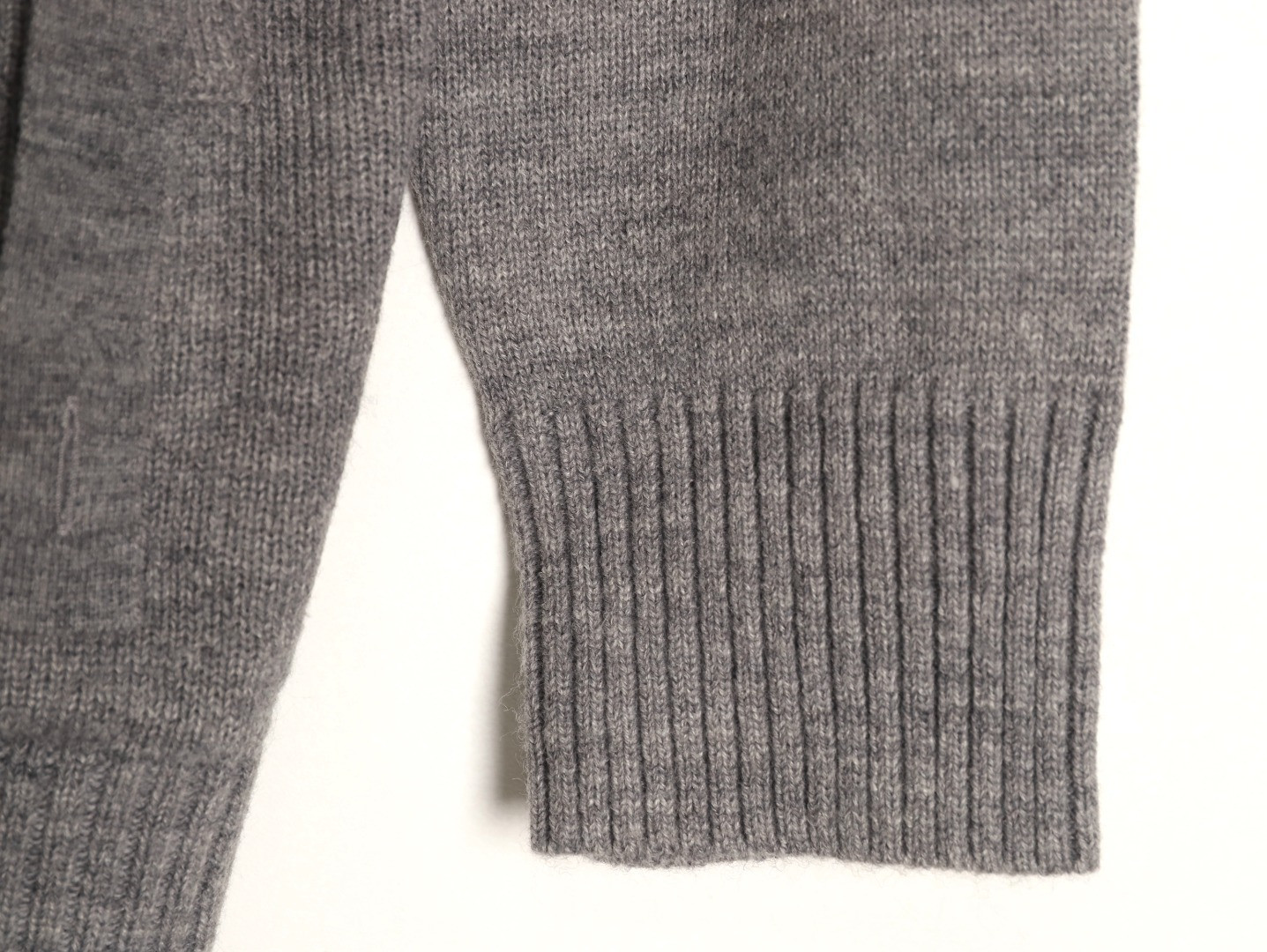 Ch**el Knitting Cardigan