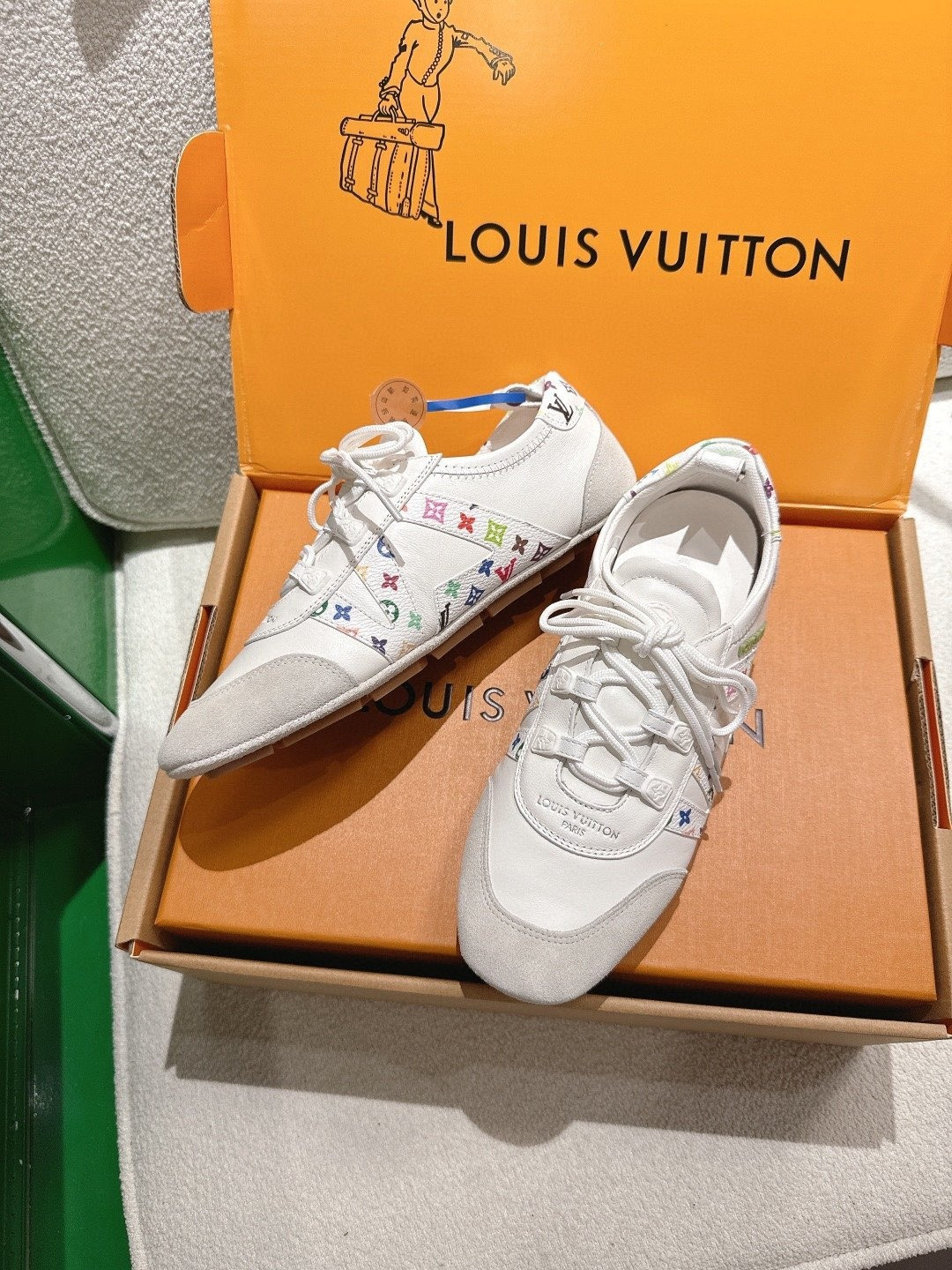 UA LV Sneaker