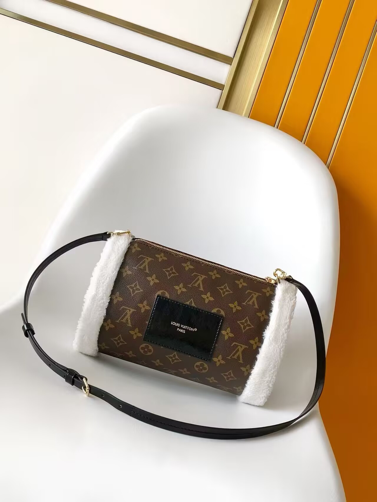 LV Teddy Mitt M26853 27x24x19cm