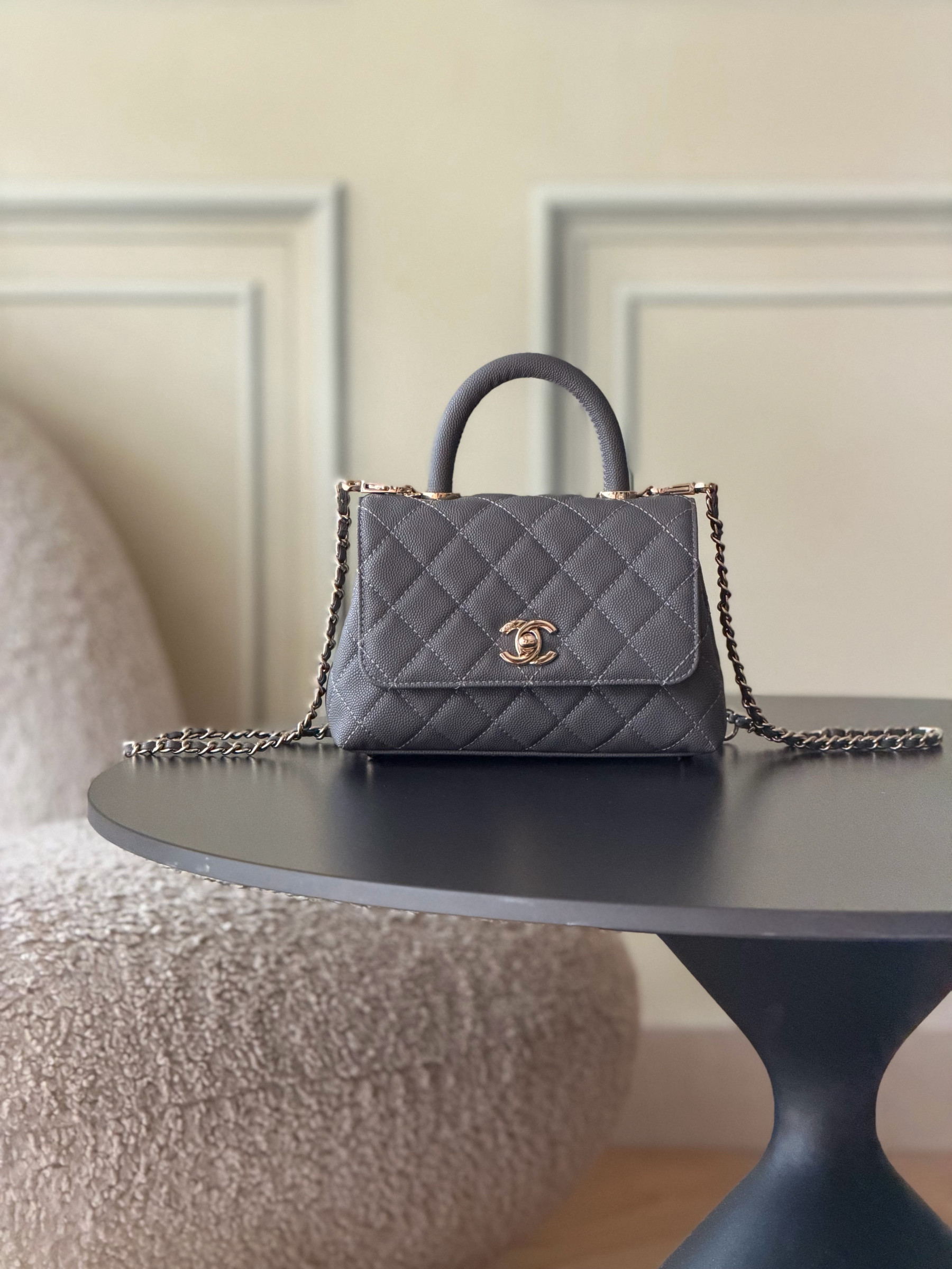 CHANEL mini coco handle 13x19x9cm
