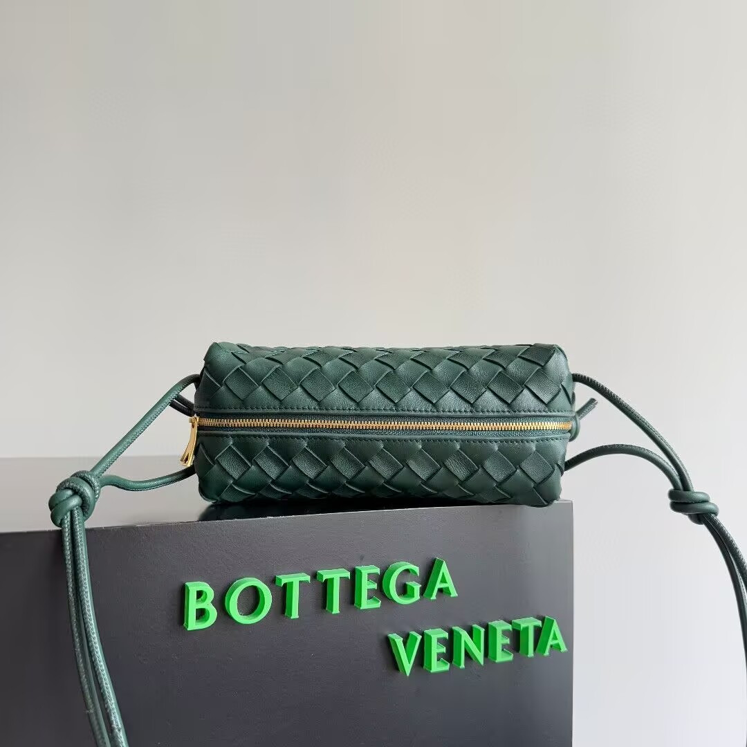 B0tt*ga Ven*ta Medium Loop Cross-Body Bag 22x15x8cm