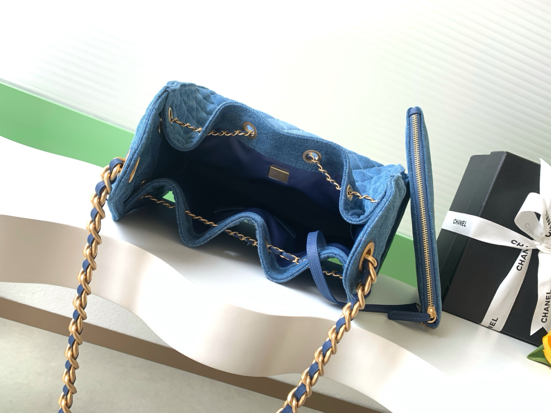CHANEL 25C Bucket Hobo Bag AS5231 40x30x15cm