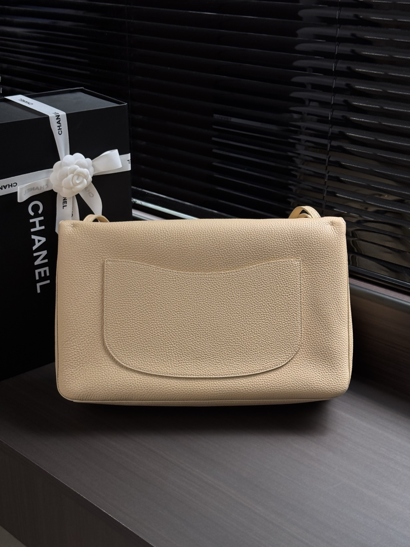 Ch**el Maxi Flap Bag AS6233 26x38.5x11cm