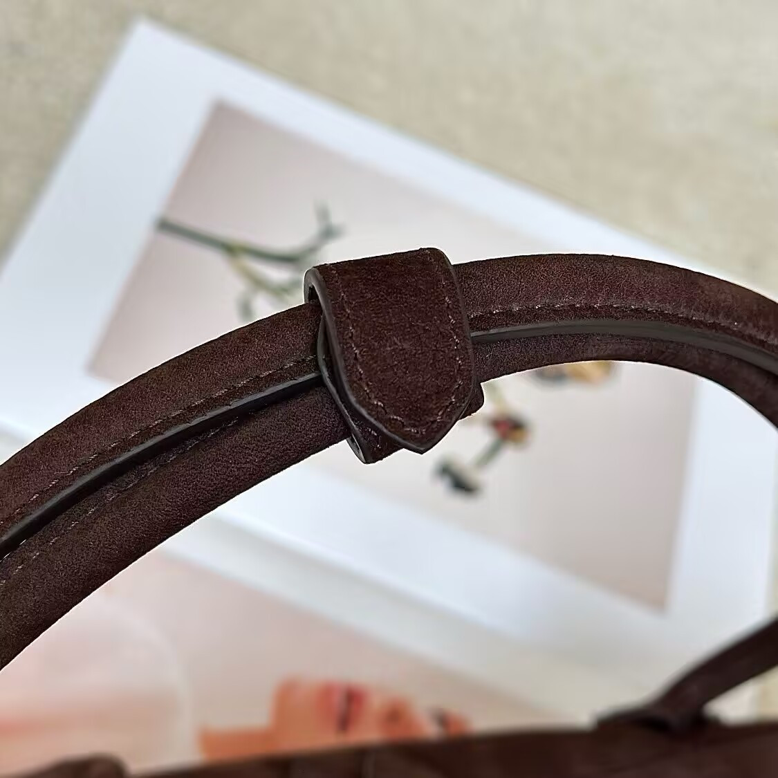 ALAÏA LE TECKEL MEDIUM BAG 33x11x10cm