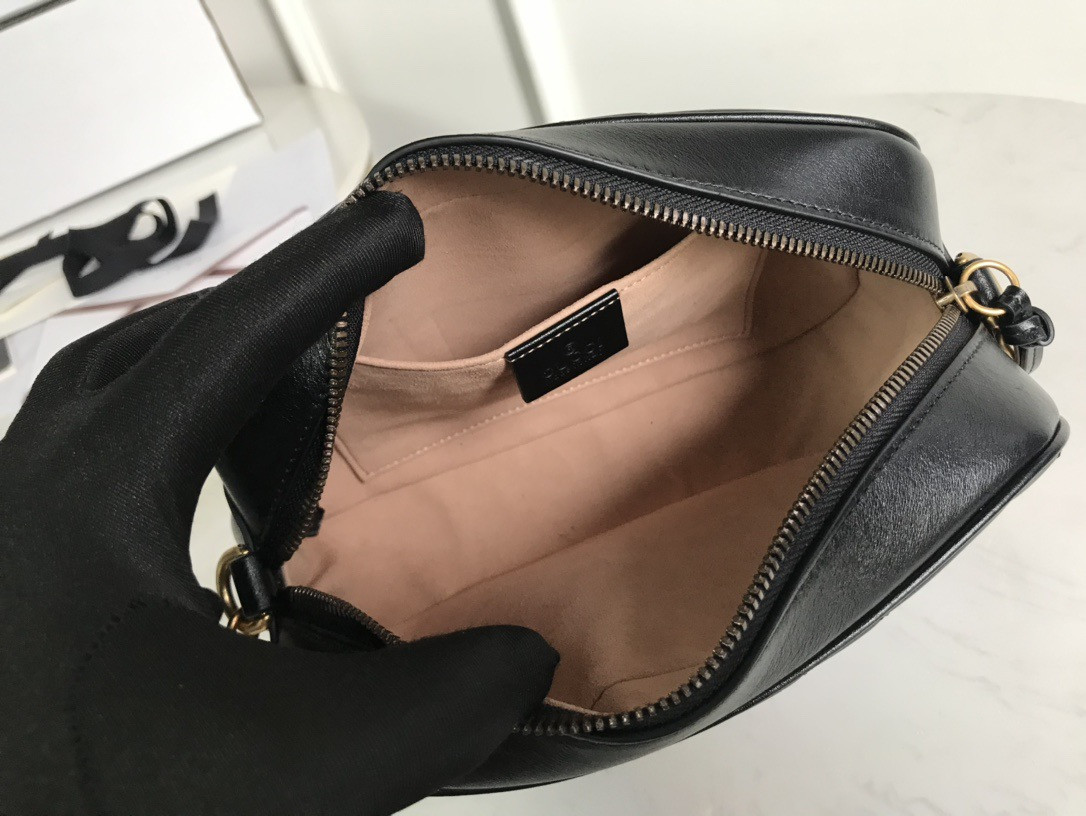 Gvc*1 GG Marmont small shoulder bag 24x12x7cm