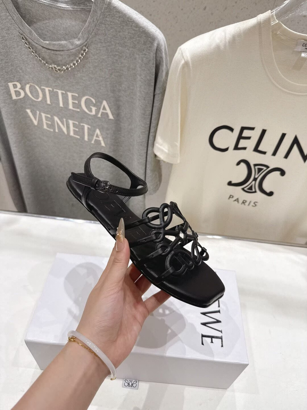 UA L0ew* Petal Anagram Sandal