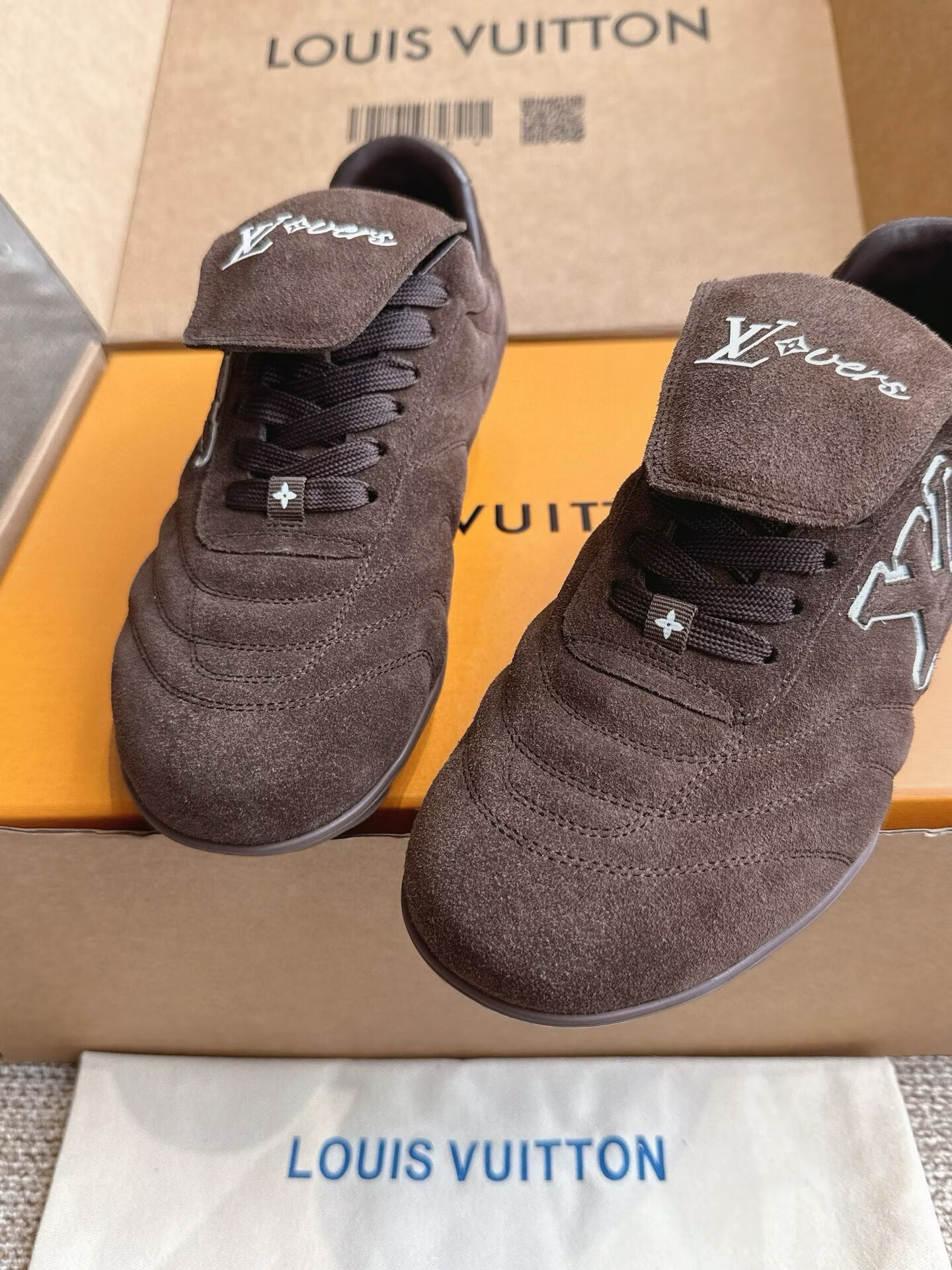 UA LV Footprint Soccer Sneaker