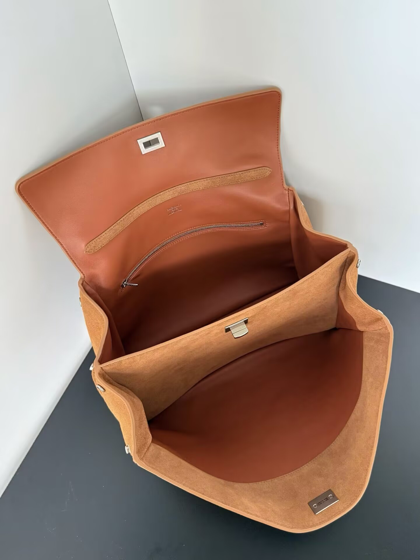 Ba1en*iaga Rodeo Medium 35x23.3x10.9cm