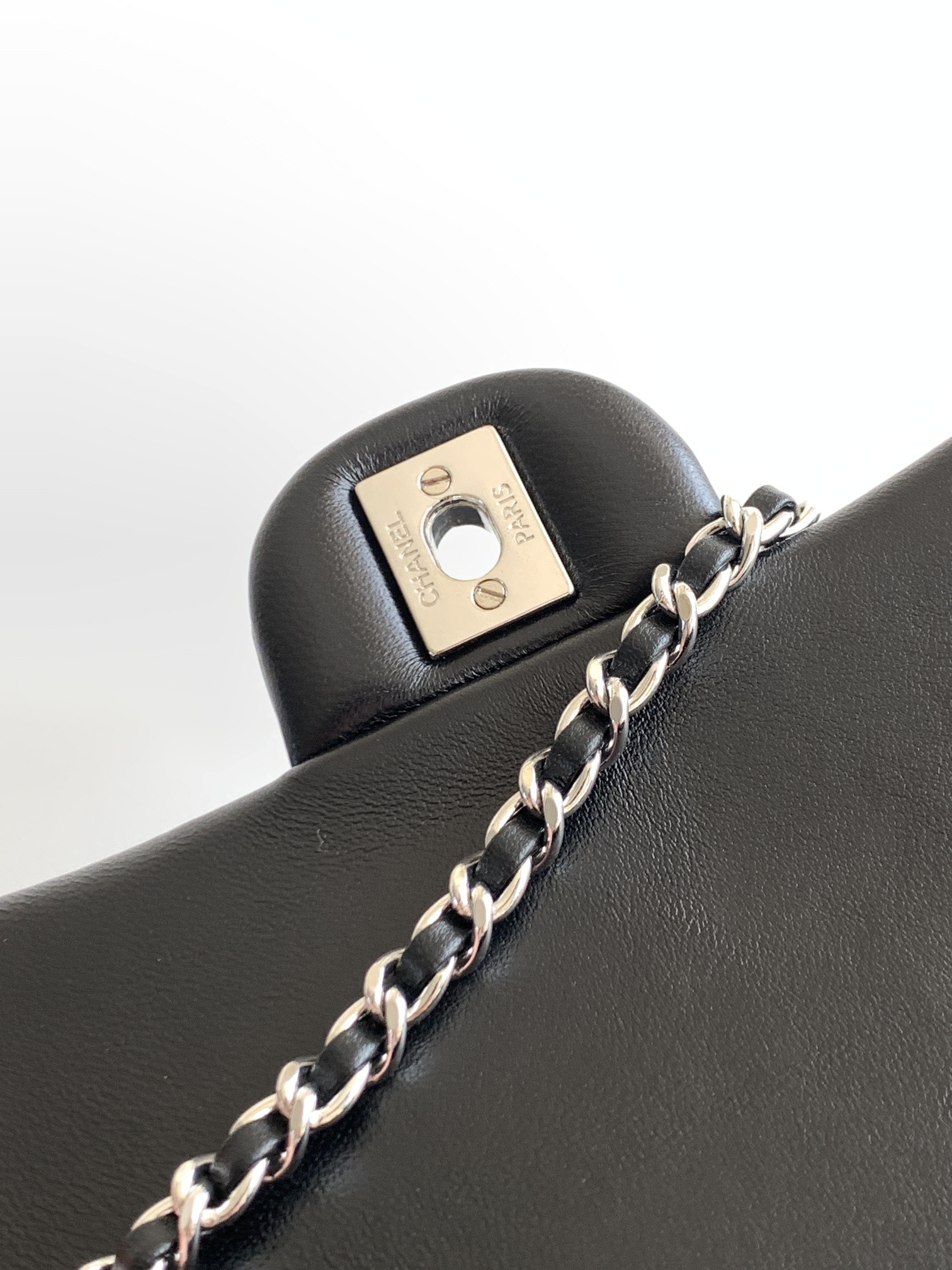 Ch**el mini cf handle 20x12x6cm