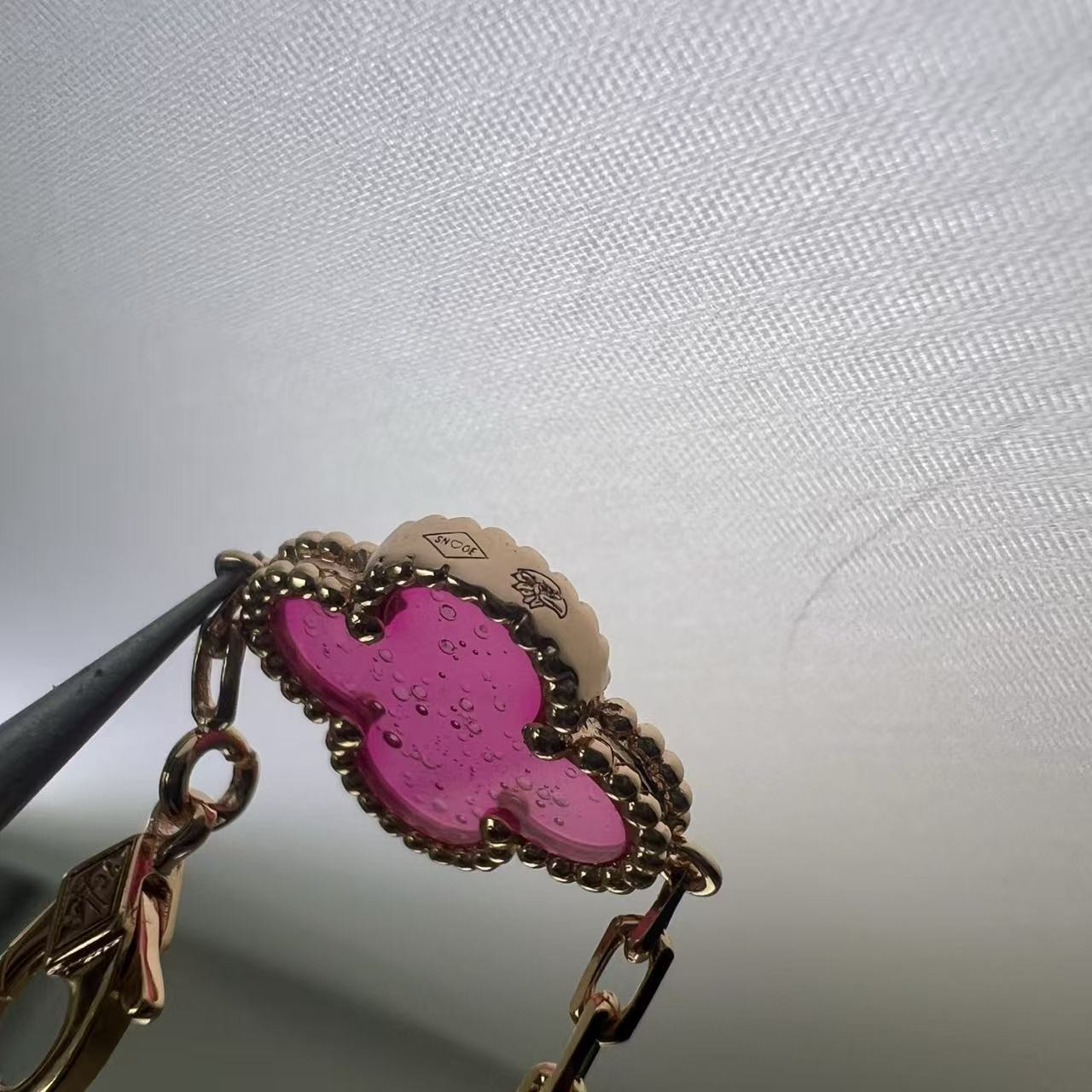 V*n Cl**f & Arpels five-flowered four-leaf clover Bracelet Chain length approx.19cm